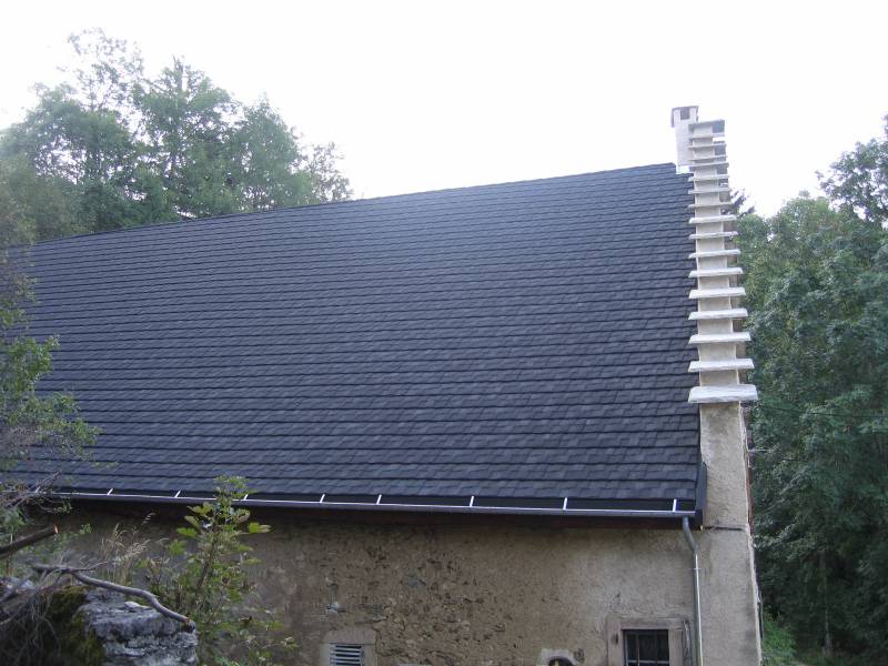 Installateur de toiture métallique en montagne à Lans en Vercors
